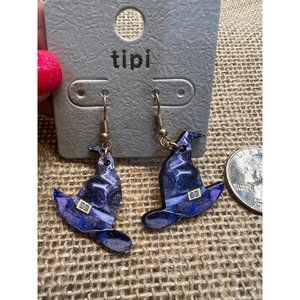 NWT Tipi Wooden Dangle Withches Hat Earrings